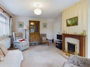 Sitting Room- click for photo gallery